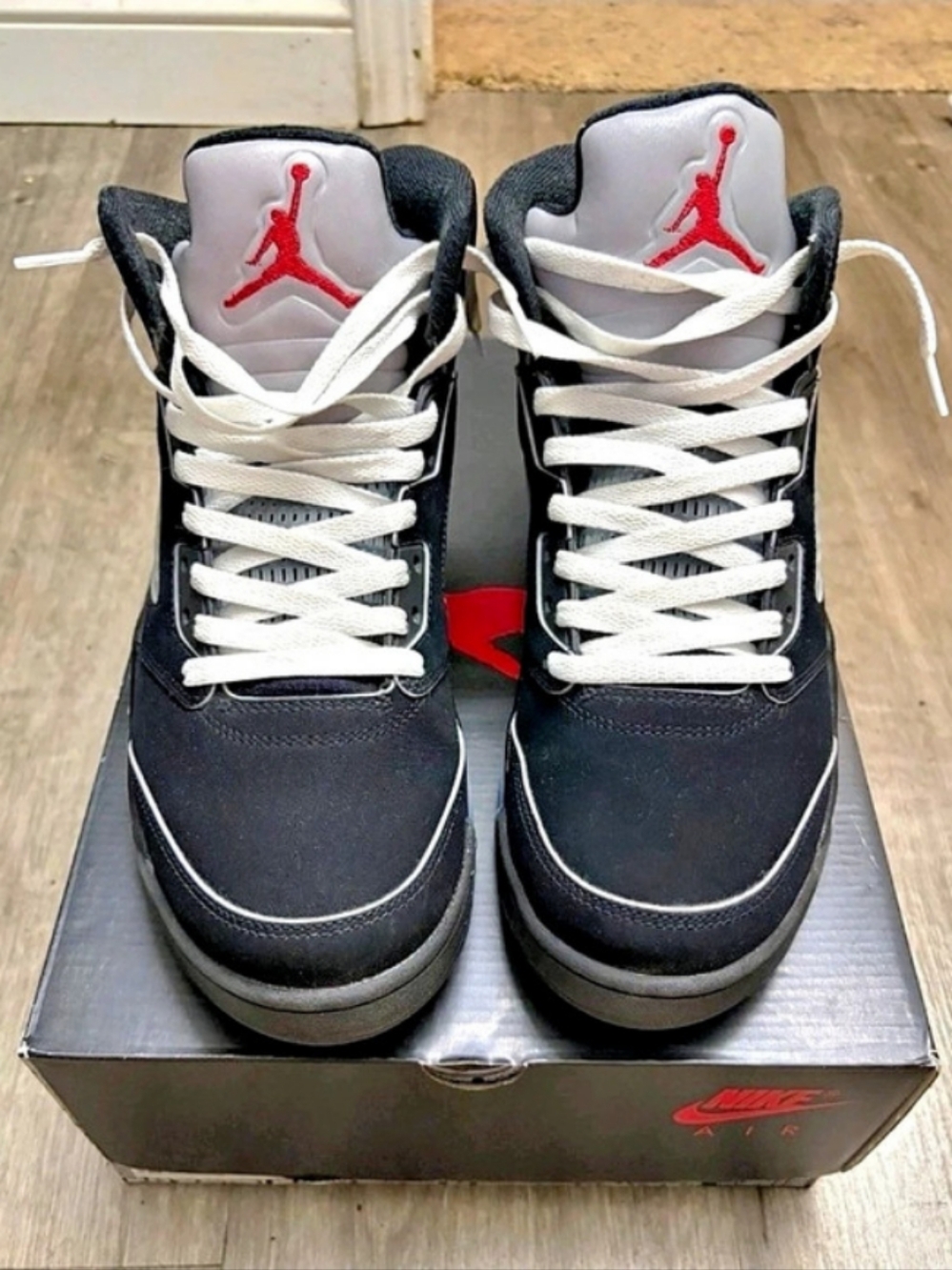 Nike Air Jordan 5 Metallicas 400Like New